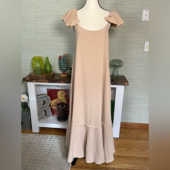 NWT Nasty Gal Ruffled Linen-Look Relaxed Maxi 100% Cotton Woman’s Size 2 Sand - Picture 9 of 9